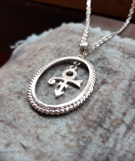 Pendant - Oval Enclosed Dangling - Remembrance Symbol - 925 Silver ...