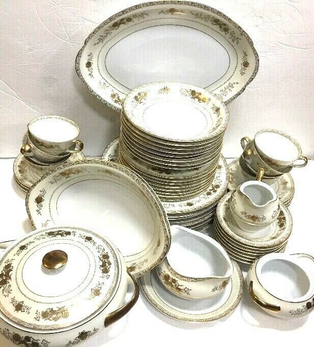 Vintage Harmony House "GOLD CREST" Fine China Japan 43 Piece Service