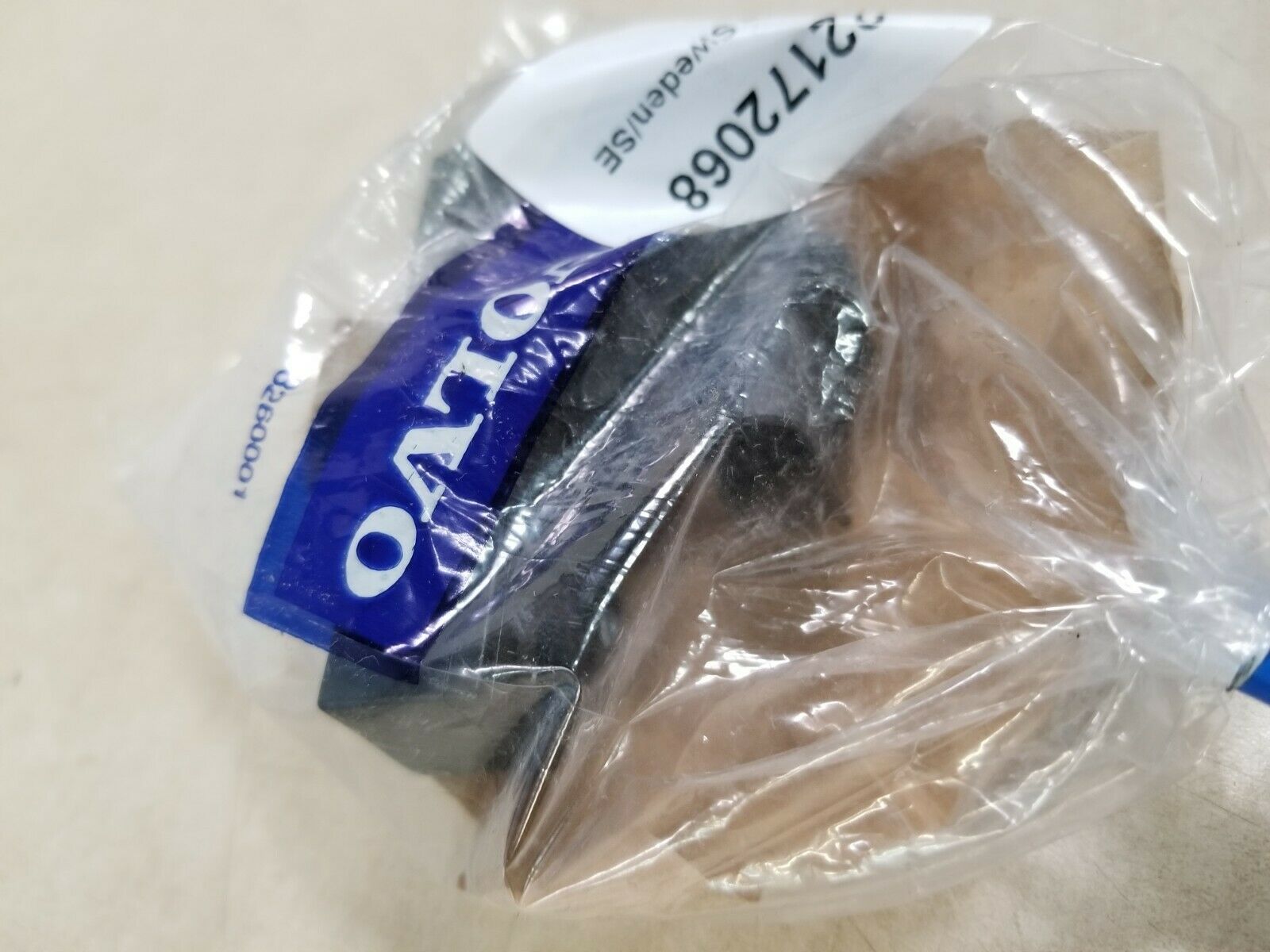 NEW OEM VOLVO Mack Mp8 Pressure Sensor 22172068 EGR Differential