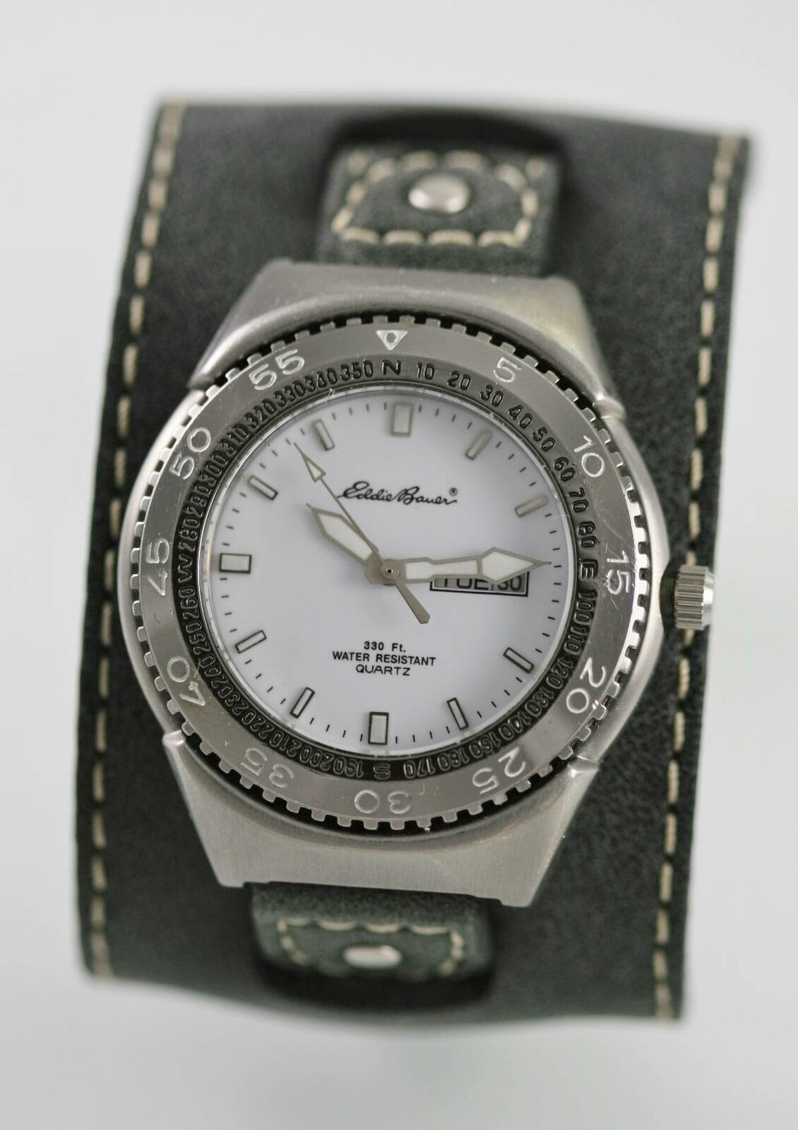 Eddie Bauer Mens Watch White Gray Leather Stainless Silver Day