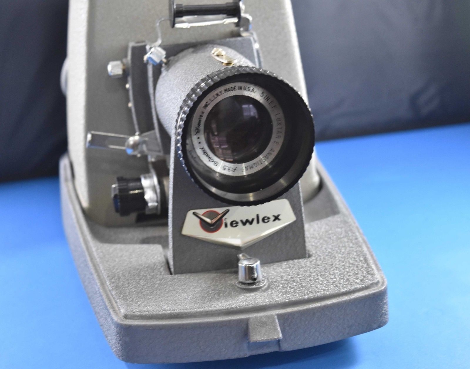 Vintage Viewlex V500P Projector Circa 1961 Projectors & Screens