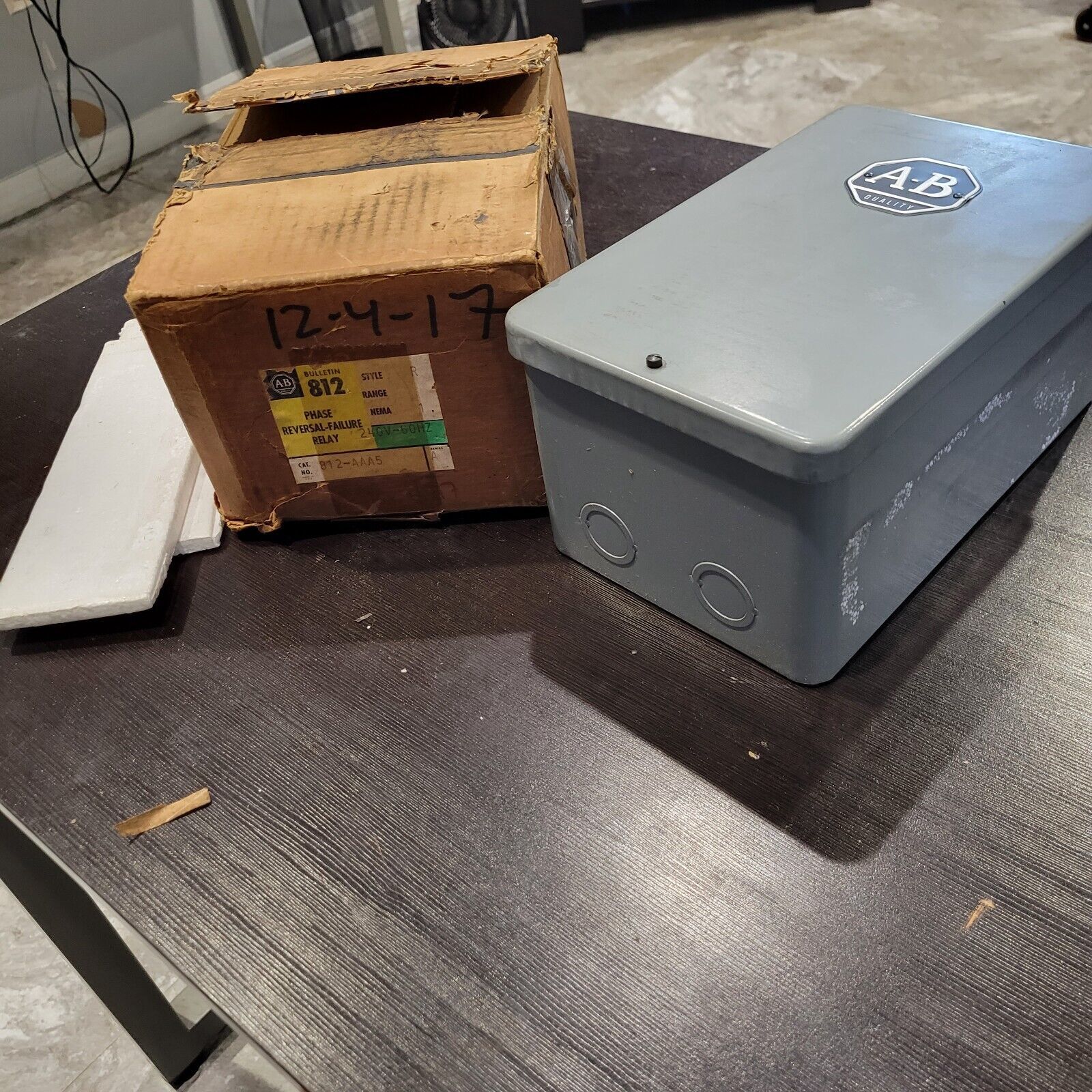 ALLENBRADLEY 812AAA5 PHASE REVERSAL FAILURE RELAY 208/240V 3 PHASE NEW 99 Switch Accessories