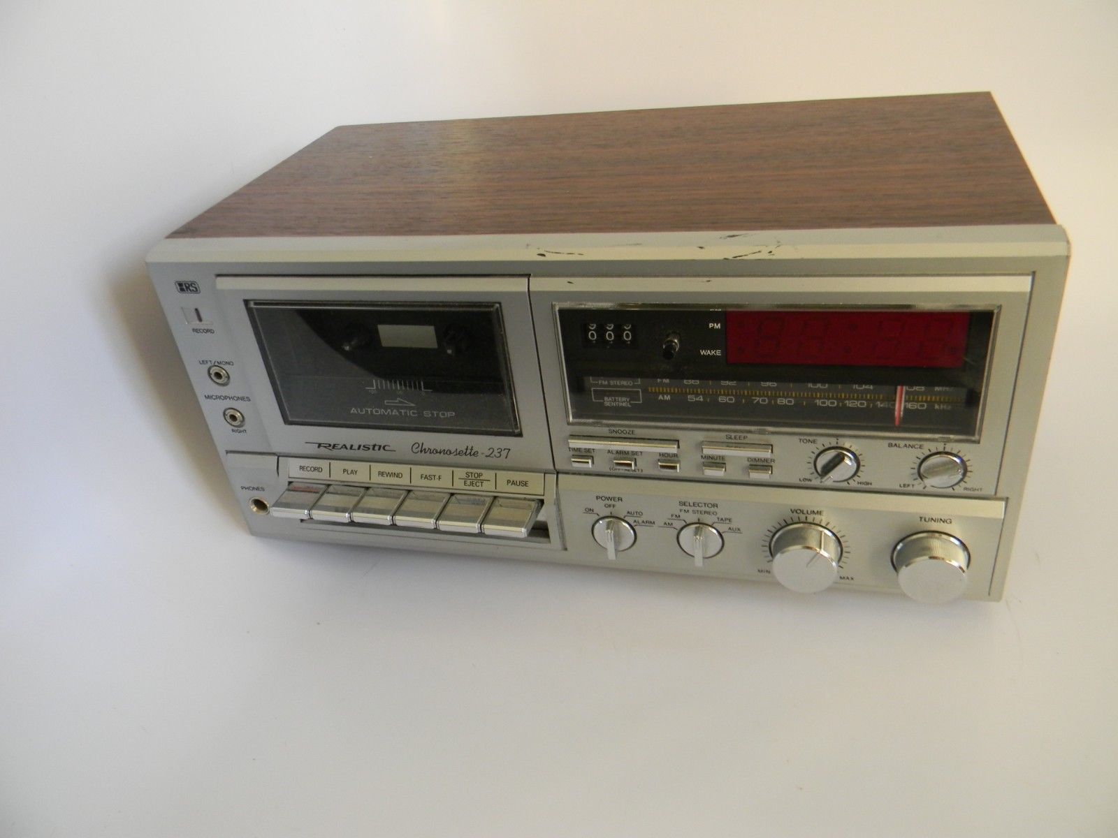 Vintage Realistic AM/FM Cassette Clock Radio, Chronosette237 Clocks