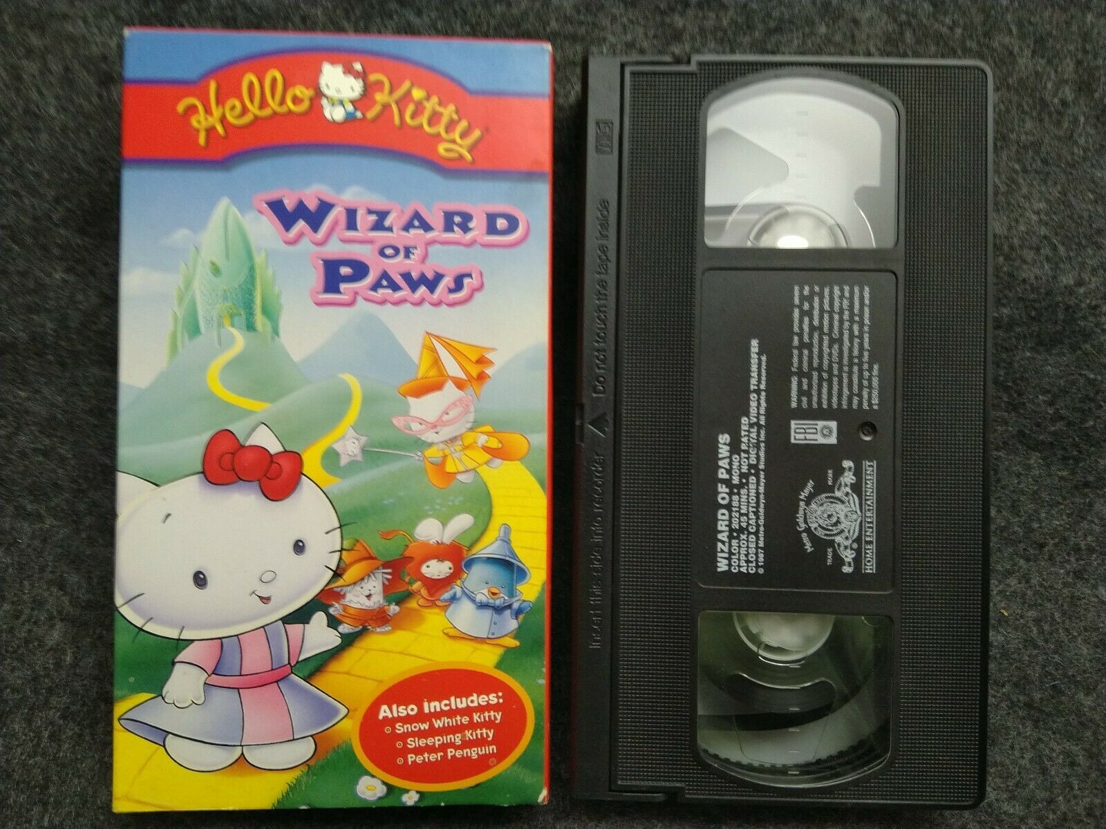 VHS Hello Kitty Wizard of Paws (VHS, 1998, Family Entertainment