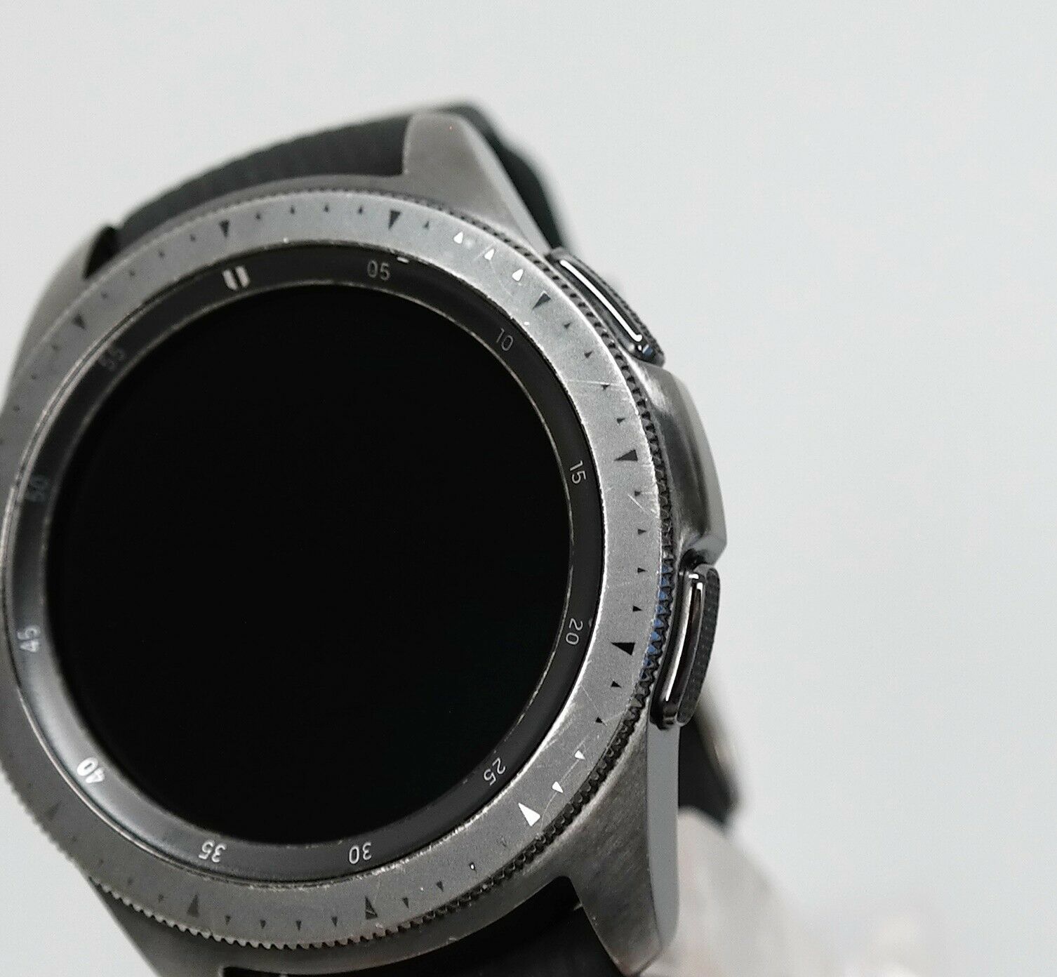 r815u galaxy watch