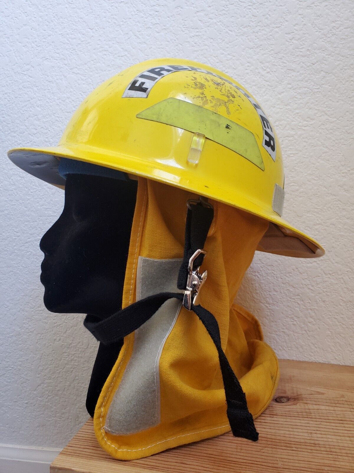 Bullard Firefighter Wildland Hard Hat Helmet CalFire Y2K 2000s(?) w