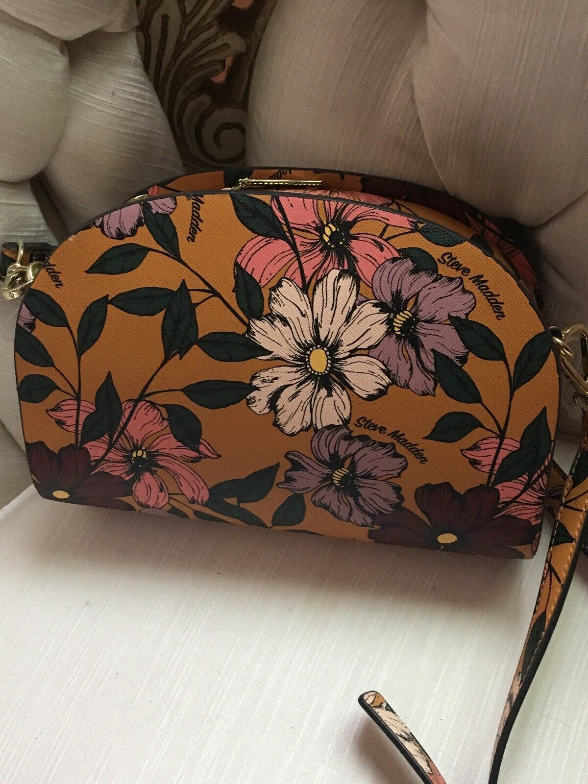 steve madden flower purse