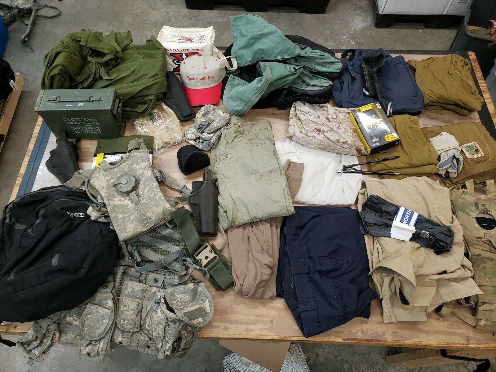 US MILITARY SURPLUS LOT VARIOUS EQUIPMENT FIELD GEAR STORE INVENTORY