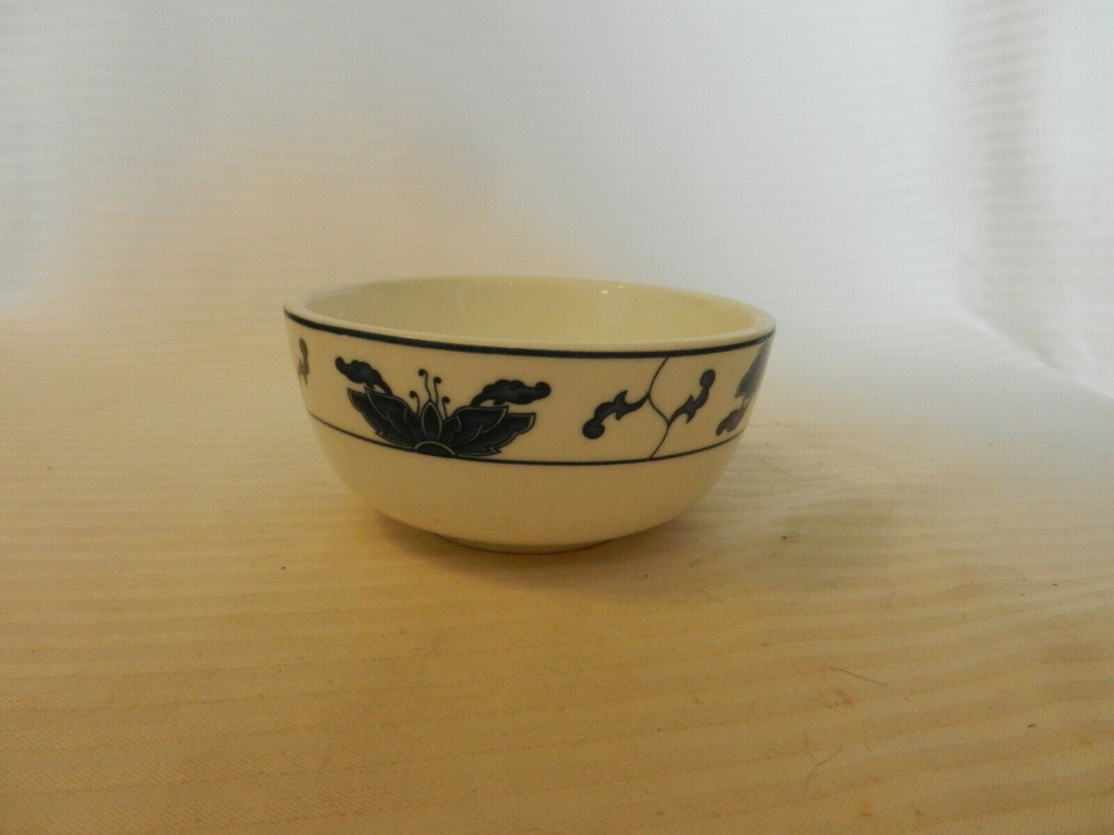White Ceramic Rice Bowl With Blue Oriental Flowers from Li Jing Bowls