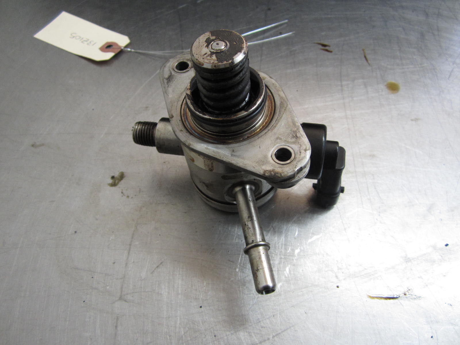 13Z105 HIGH PRESSURE FUEL PUMP 2012 GMC TERRAIN 2.4 Fuel Injectors