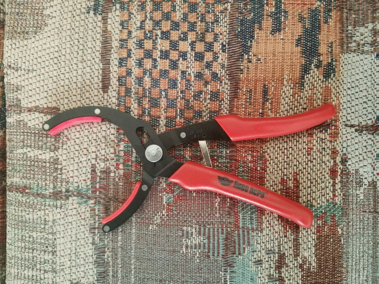 JENSEN CANNON PLUG SELF ADJUSTING AVIATION, AVIONICS PLIERS ROBOGRIP