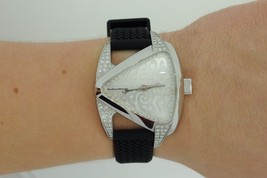 S l1600 thumb200