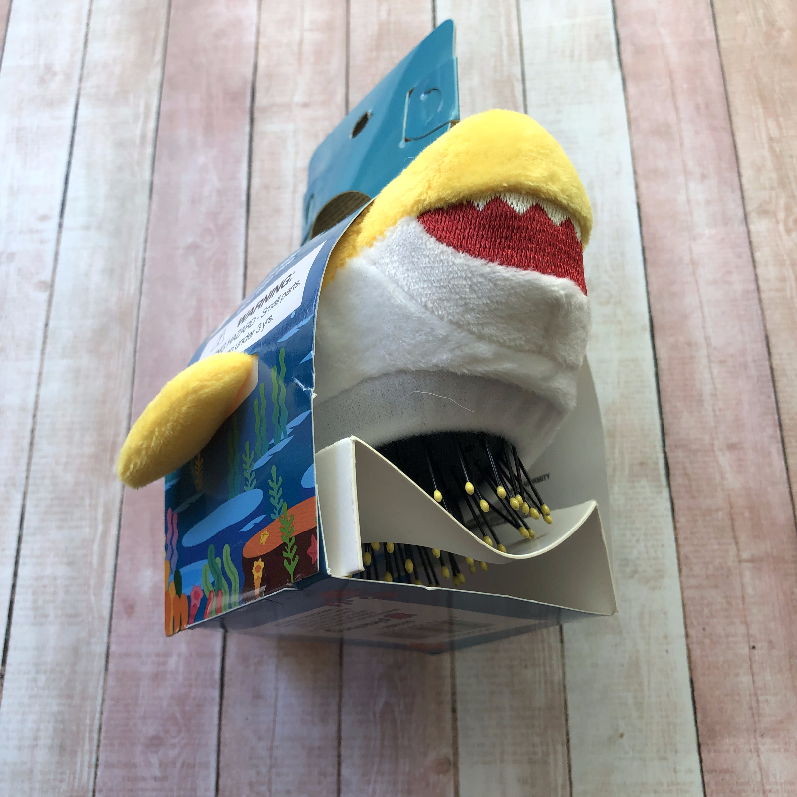 Pinkfong Baby Shark Singing Detangling Hair Brush Wet Or Dry Age 3