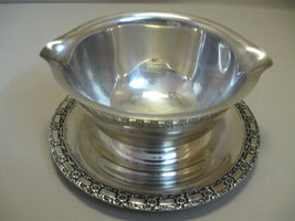 International Silver Co Dual Gravy Boat Attach Under plate Camelot Actual 1964 - $15.95