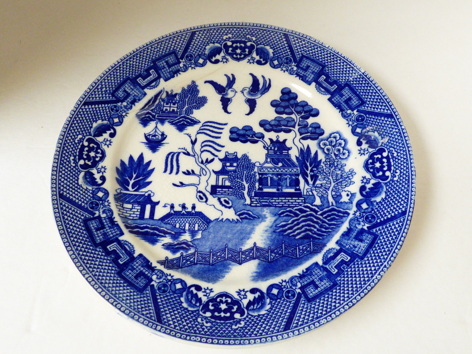 Primary image for VTG WILLOW WARE 9 3/8" DINNER PLATE BLUE WILLOW JAPAN 