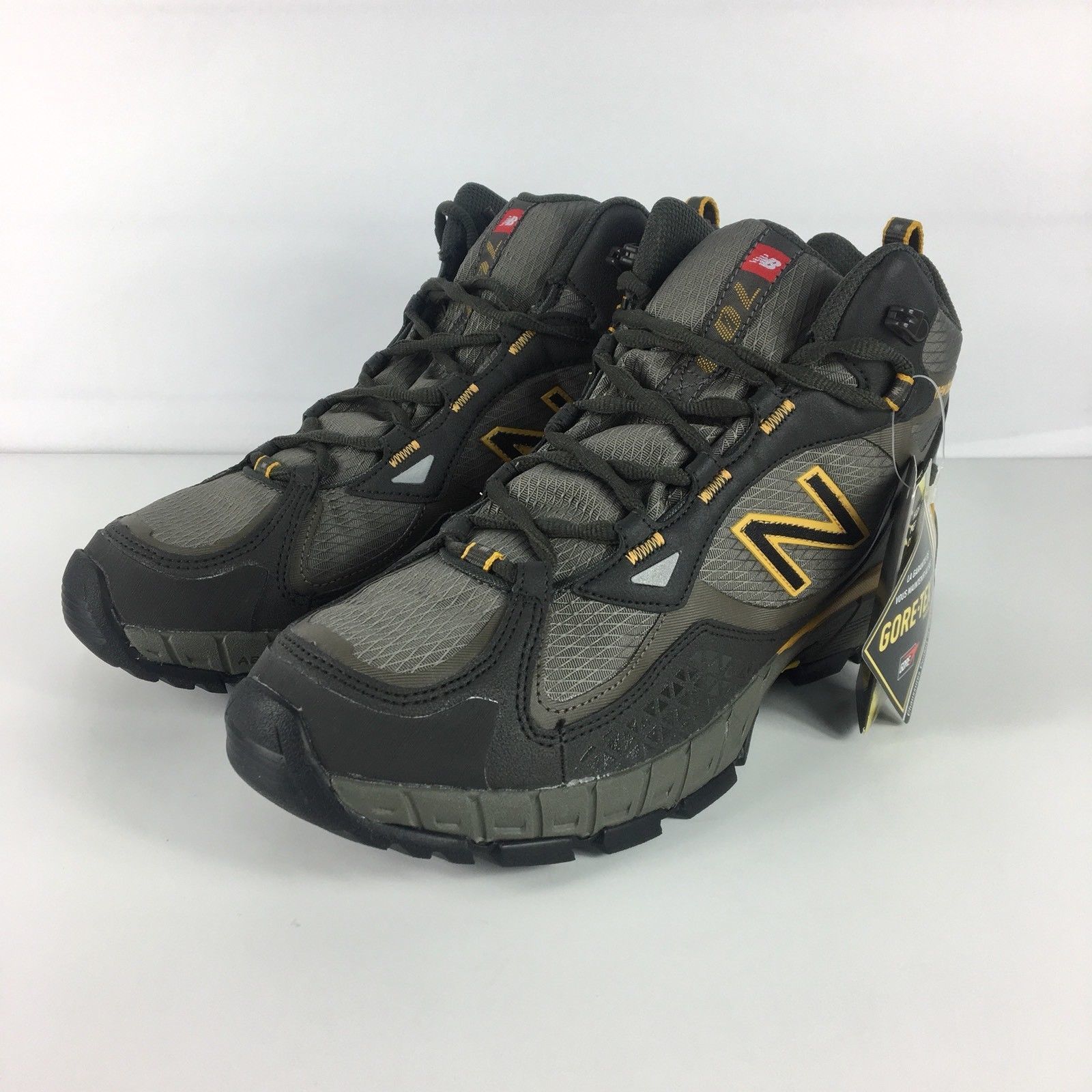 new balance gore tex hiking shoes