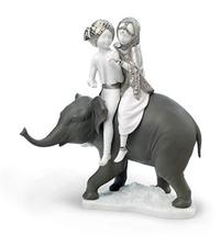 LLADRÓ Hindu Children Figurine. Silver Lustre. Porcelain 01007169  - $650.00