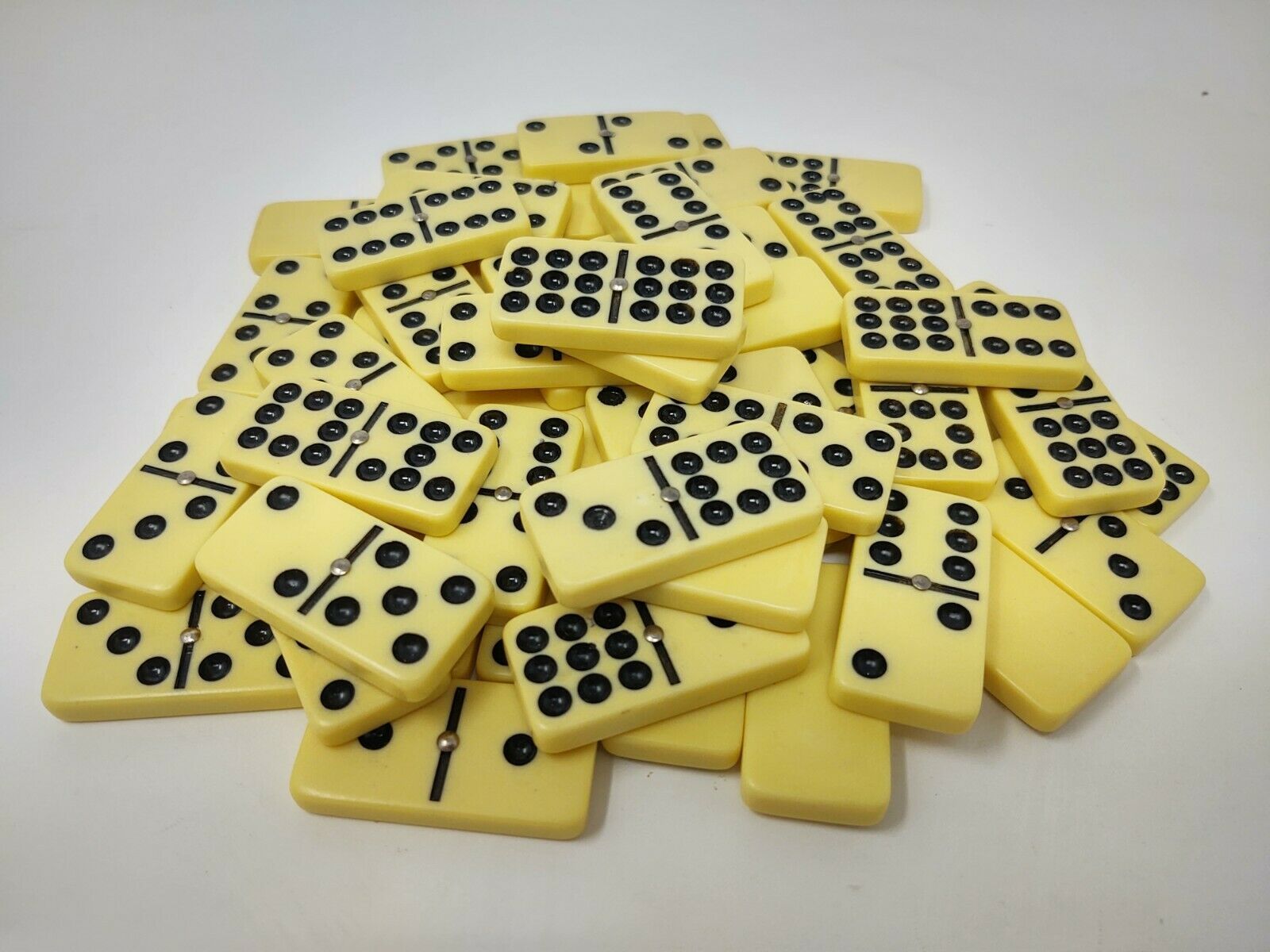 Double 9 Domino with Spinners 55 Tiles / Dominoes Contemporary