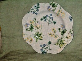 SPODE BOTANICALS SCALLOPED 9 1/2&quot; PLATE BLUE AND GREEN &amp; YELLOW 2005 - $30.00