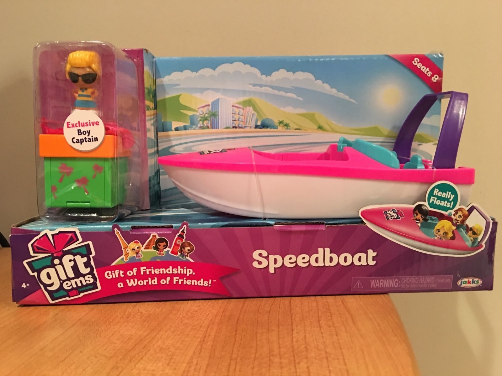 Gift'ems Speed boat Playset New Series 2 Seats 8 Exclusive Boy Captain - $19.24
