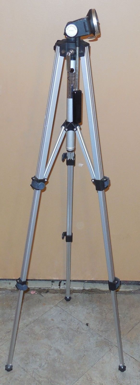 Vintage Made in Japan Goldcrest 679L Camera Camcorder Tripod 22"57