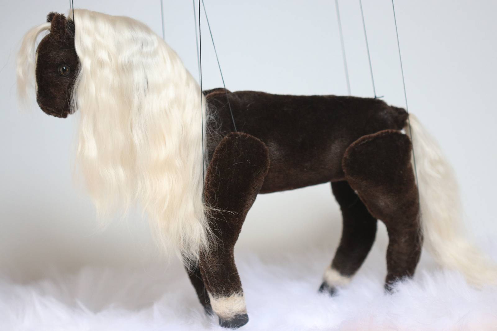 Horse/Puppet and similar items