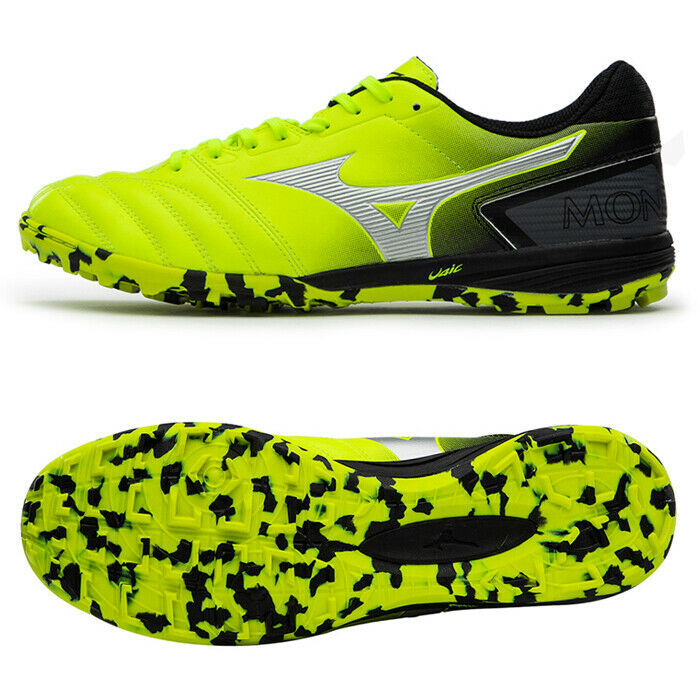 mizuno futsal shoes