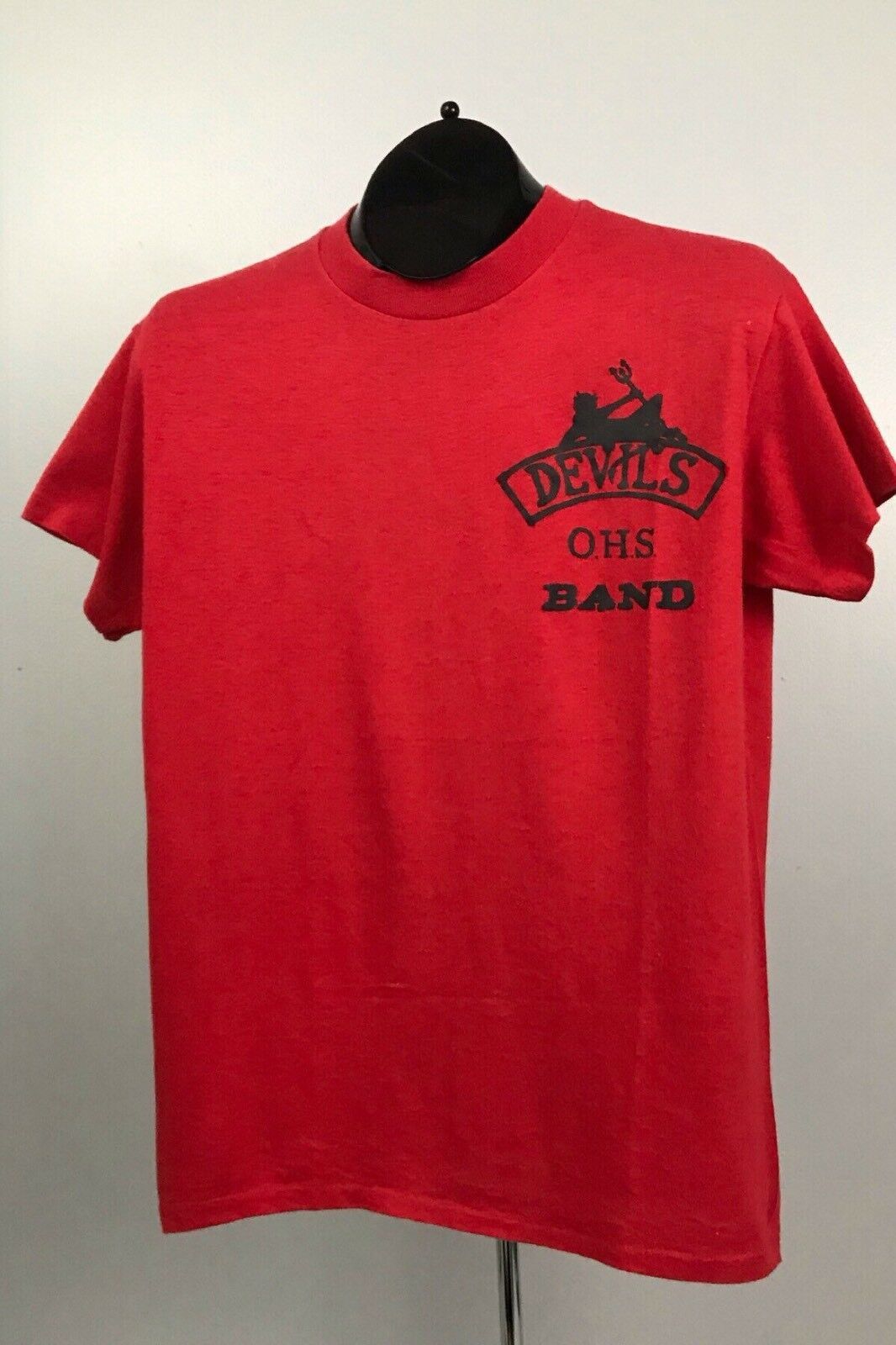 1980s Red Novelty T Tee Shirt / 80s Random Graphic High School Tshirt M ...