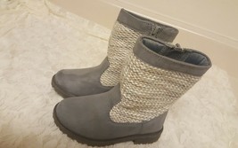 Cherokee Boots Girls Grey "Dacey" Knitted Size 8 - $10.88