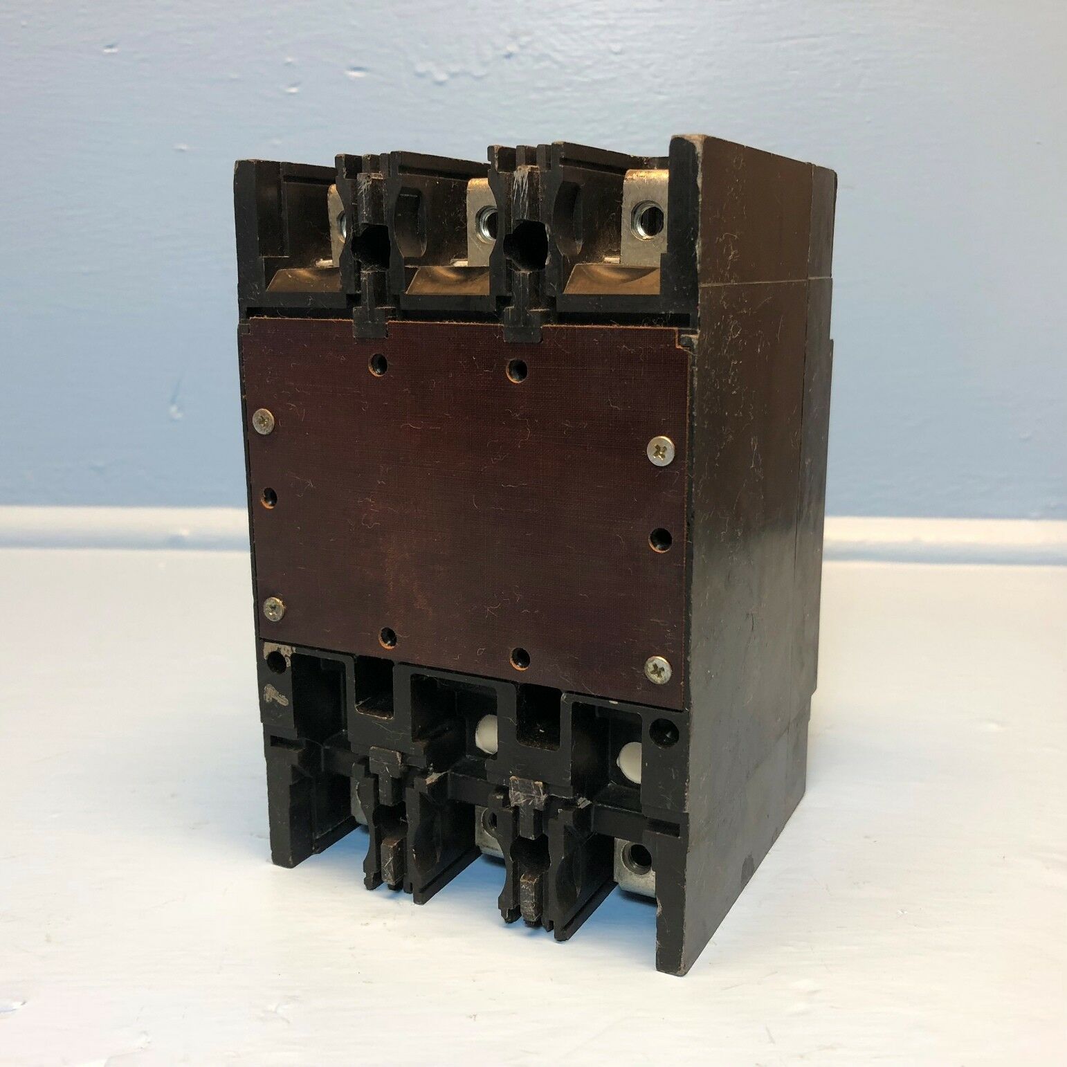 GE General Electric TEML36007 7A MagBreak Circuit Breaker 7 Amp Aux