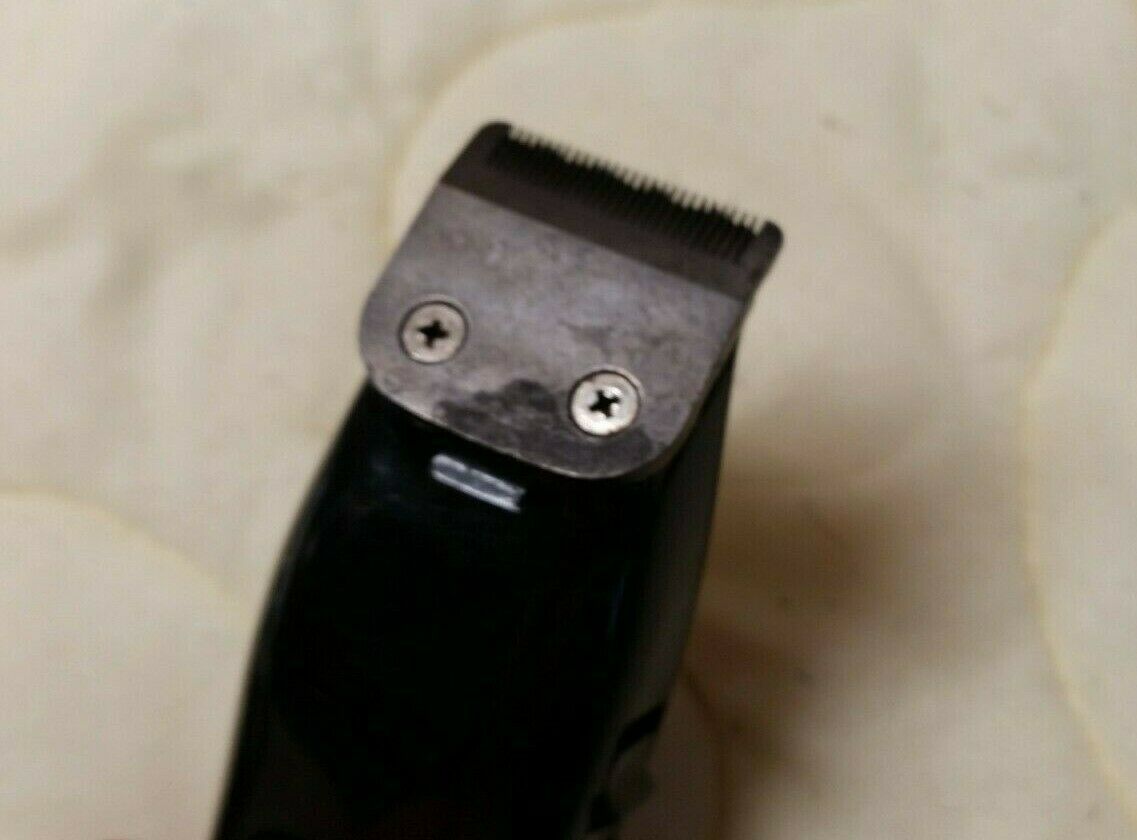 Wahl Cordless Razor Trimmer Shaver 5537N AA Battery Powered No Guards