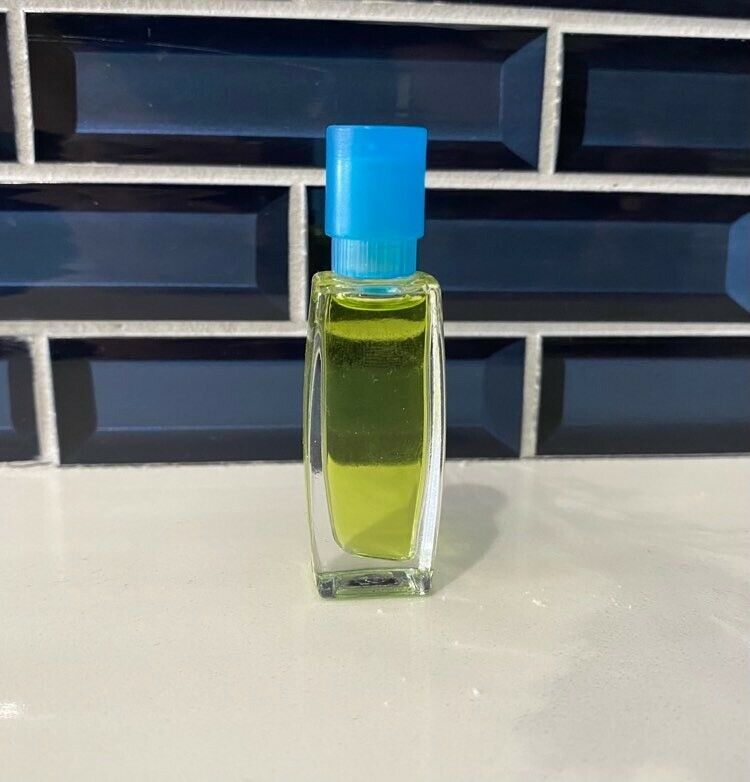 Liz Claiborne Candies for Men 5.3 ml .18 oz Cologne Miniature Mini Splash Men