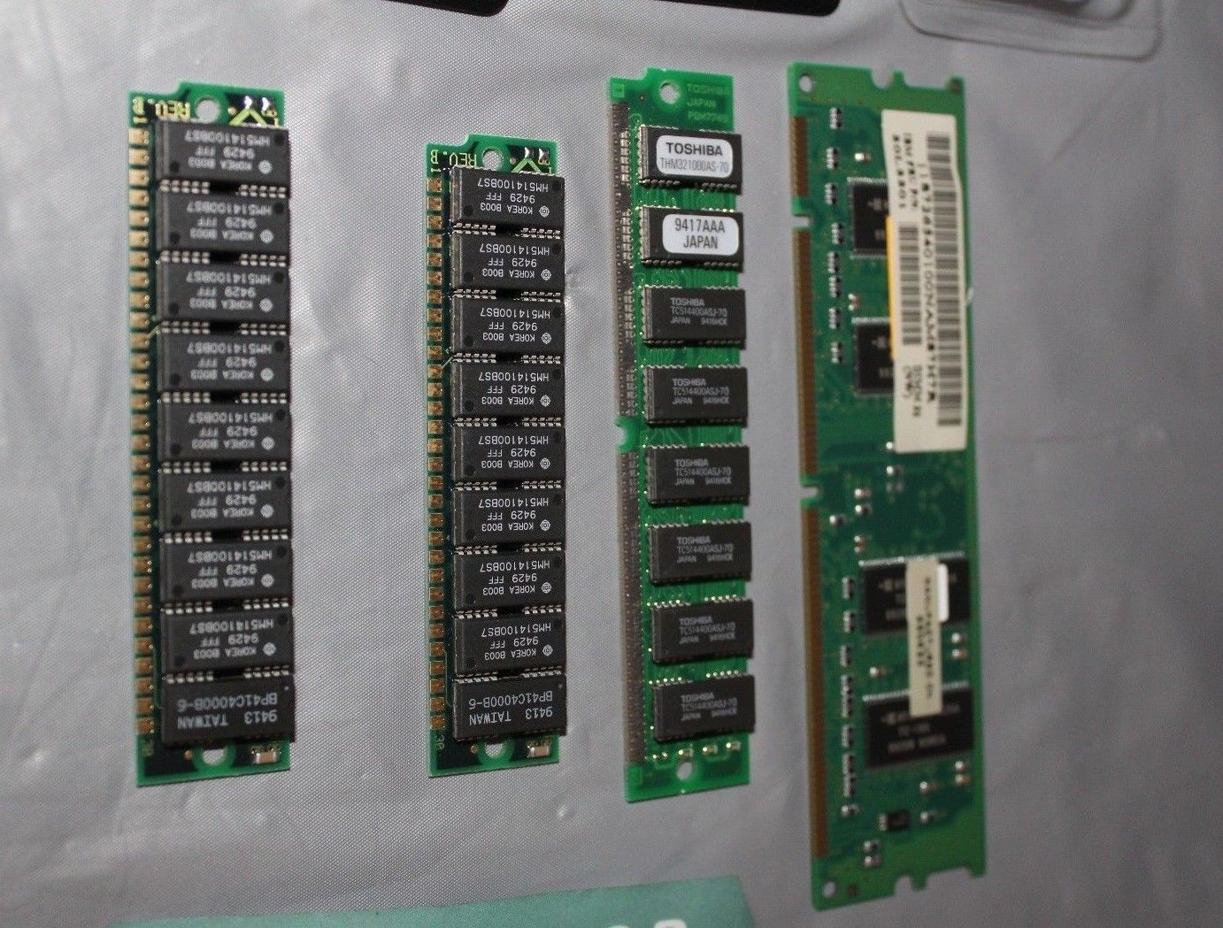 7 Vintage Computer RAM Memory Sticks IBM, Toshiba, Diamond Sys ...
