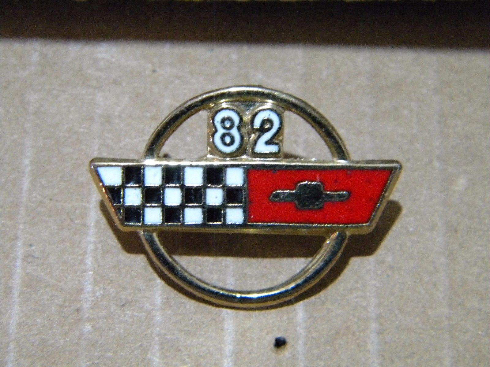 1982 CHEVROLET CORVETTE EMBLEM hat pins lapel pins GOLD BOWTIE EMBLEM ...