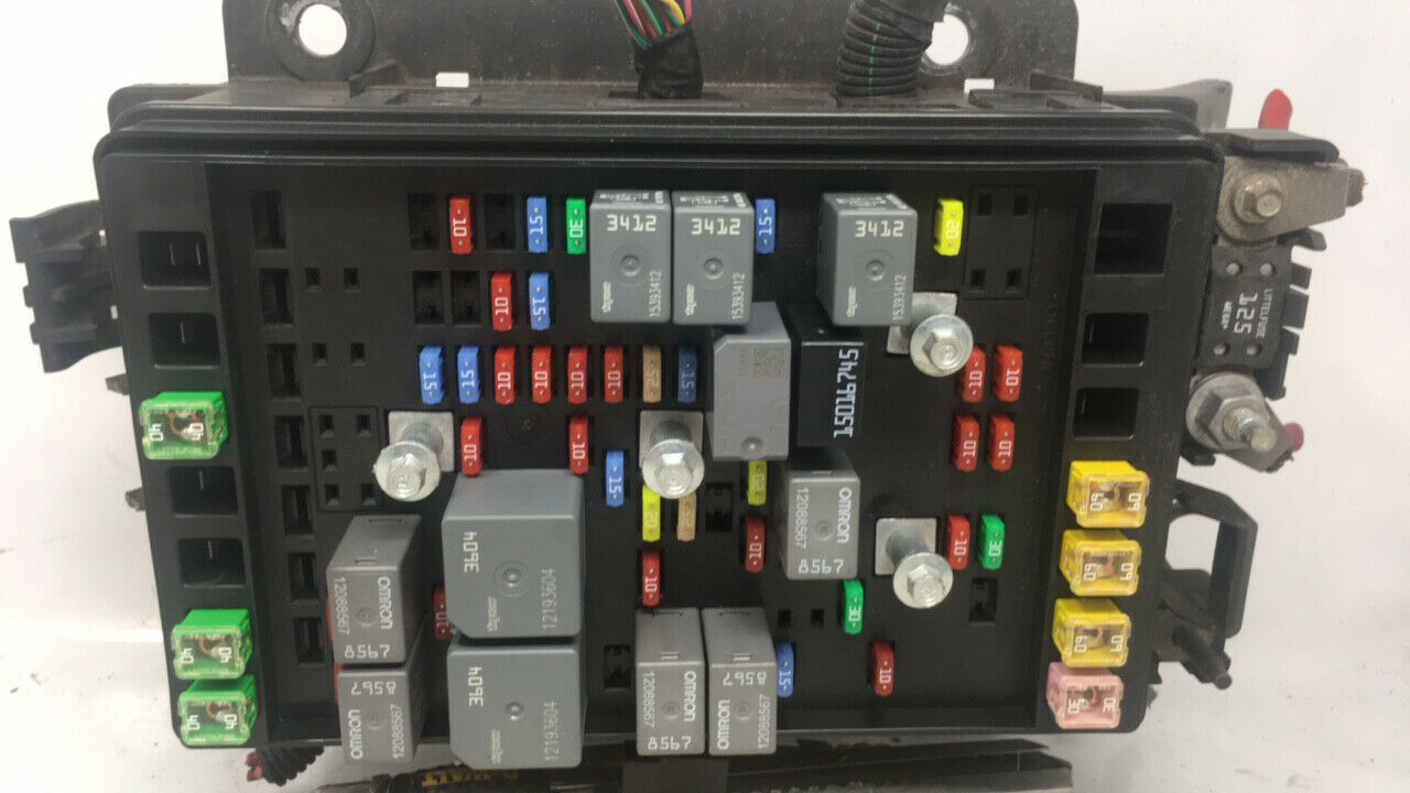 Fuse Box On 2006 Chevy Trailblazer 7024