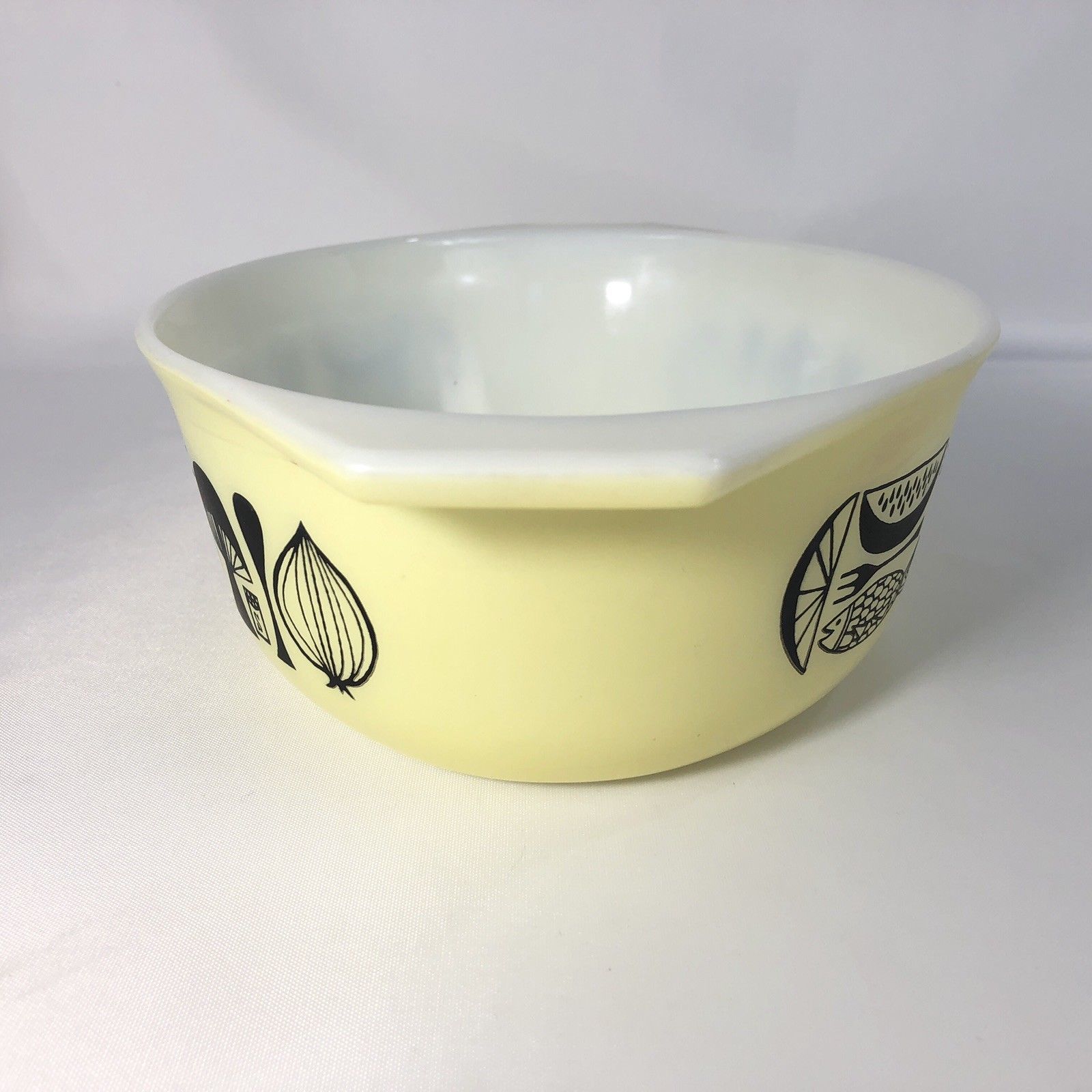 Vintage Pyrex Mod Kitchen Casserole Baking Dish 043 With Lid Yellow 