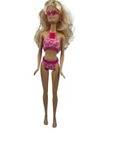 Barbie Doll Mattel Bath Play Bikini Beach Summer 2010 Swim Suit Pink Summer Toy - $9.84