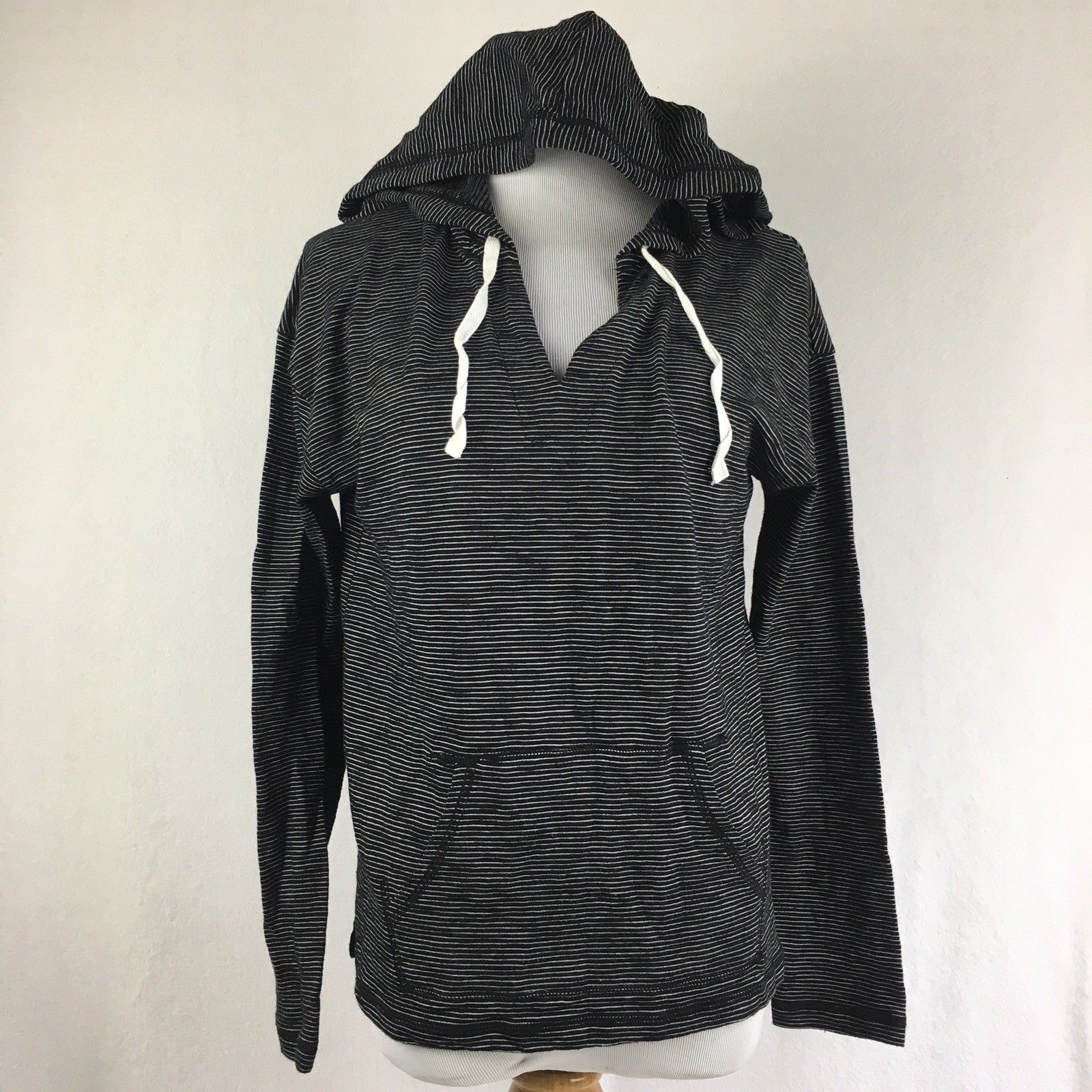 old navy striped hoodie