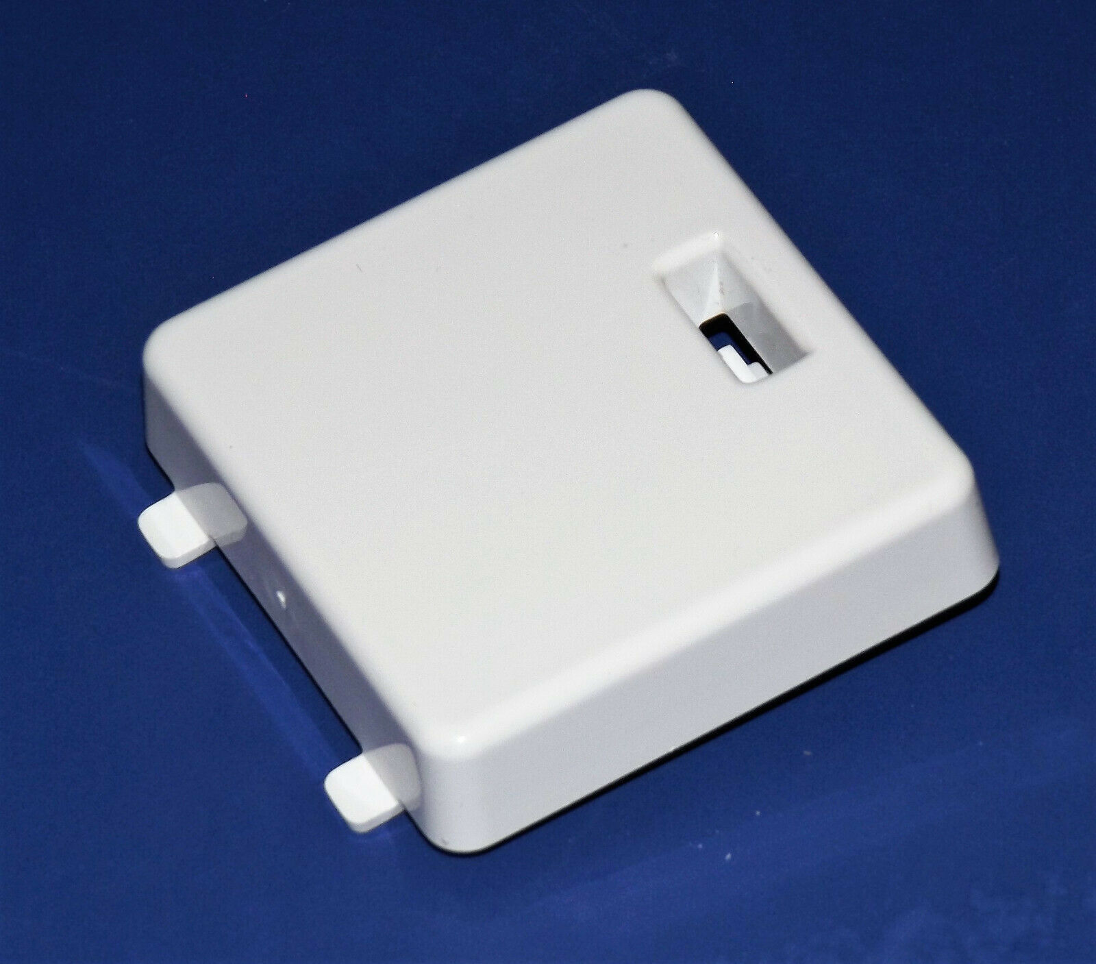 Frigidaire Refrigerator Ice Maker Fill Tube Hole Plug (242249201