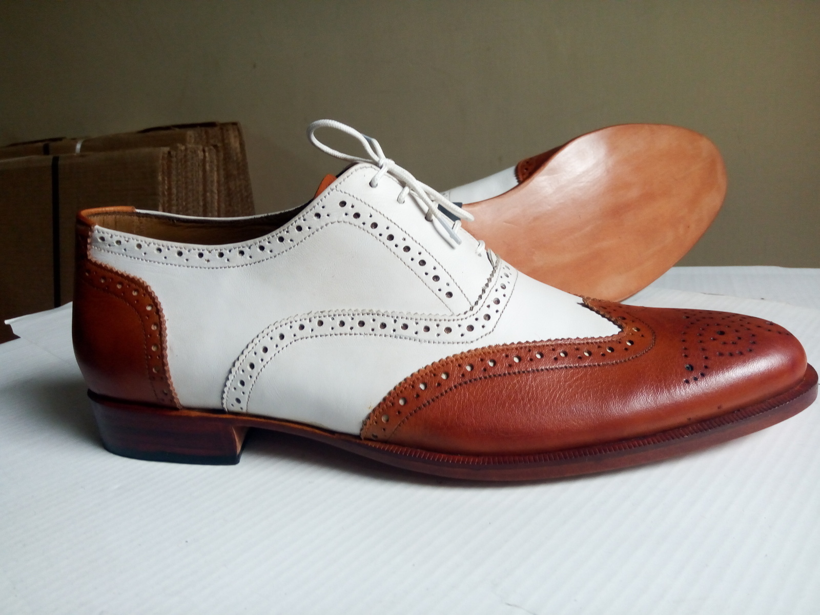 New Handmade Men Oxford Shoes, White Brown Wing Tip Leather Formal Tuxedo Shoes