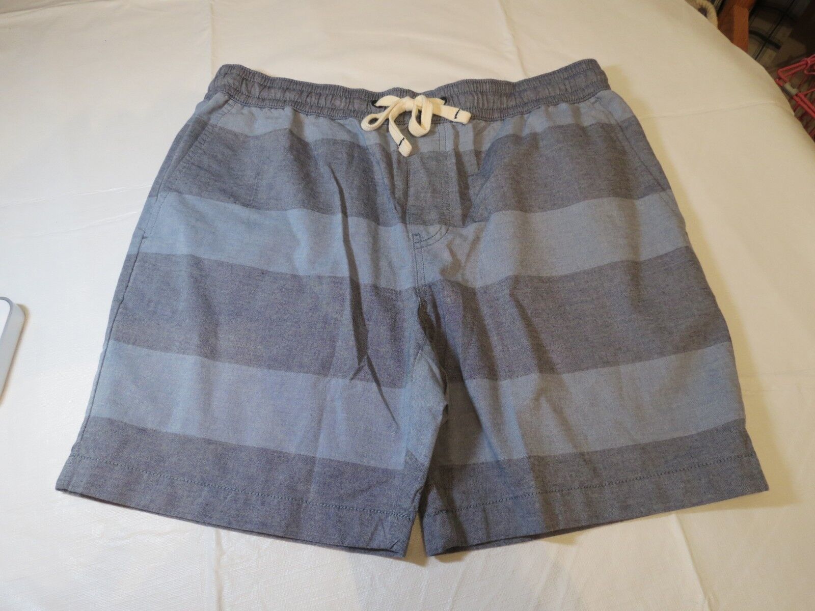 Tommy Hilfiger Shorts Hombre Informal 78B1028 460 Azules Rayas M 7" Entrepierna - $74.23