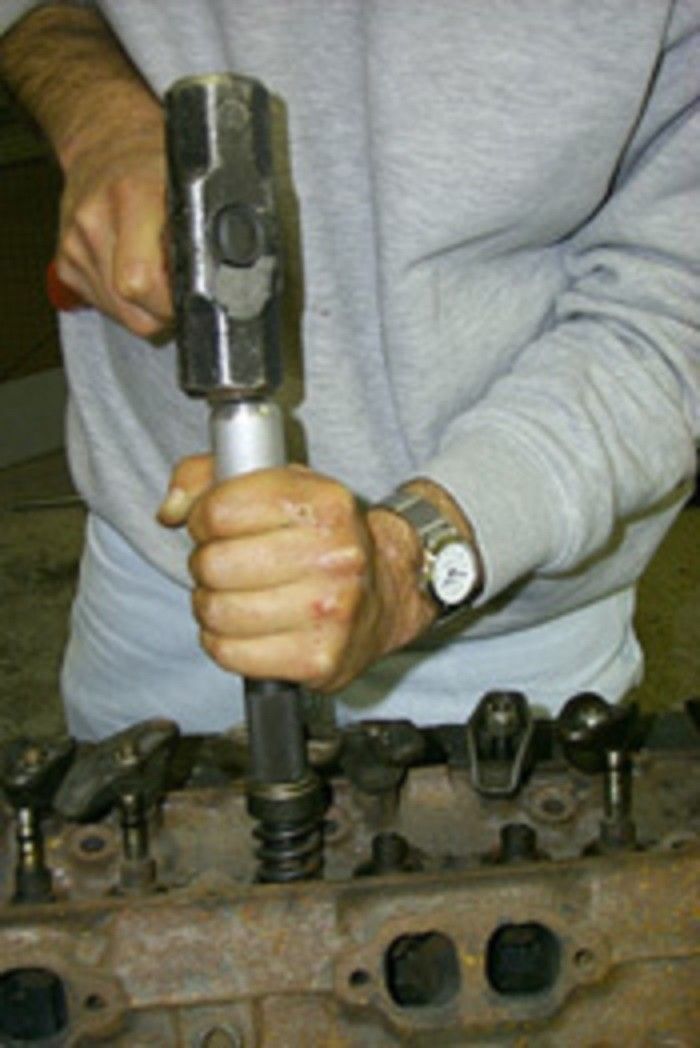 Lisle 36200 Valve Keeper Remover and Installer Tool For