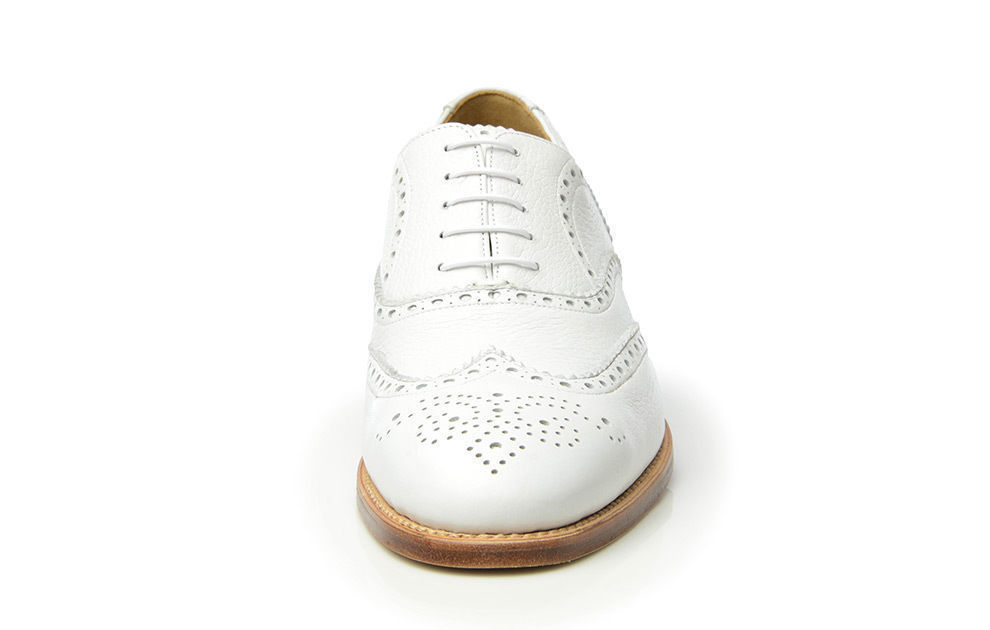 oxfords with white soles
