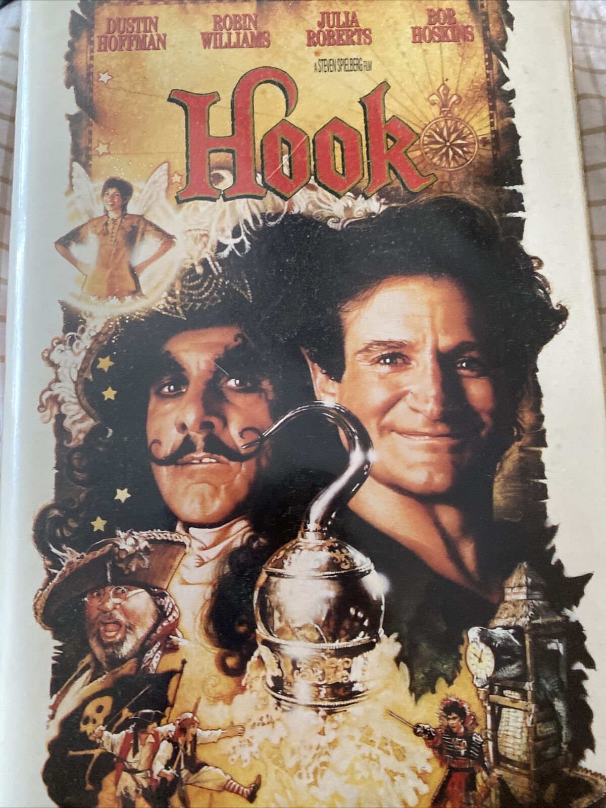 Hook (VHS, 1997, Clam Shell Case Closed Captioned) VHS Tapes