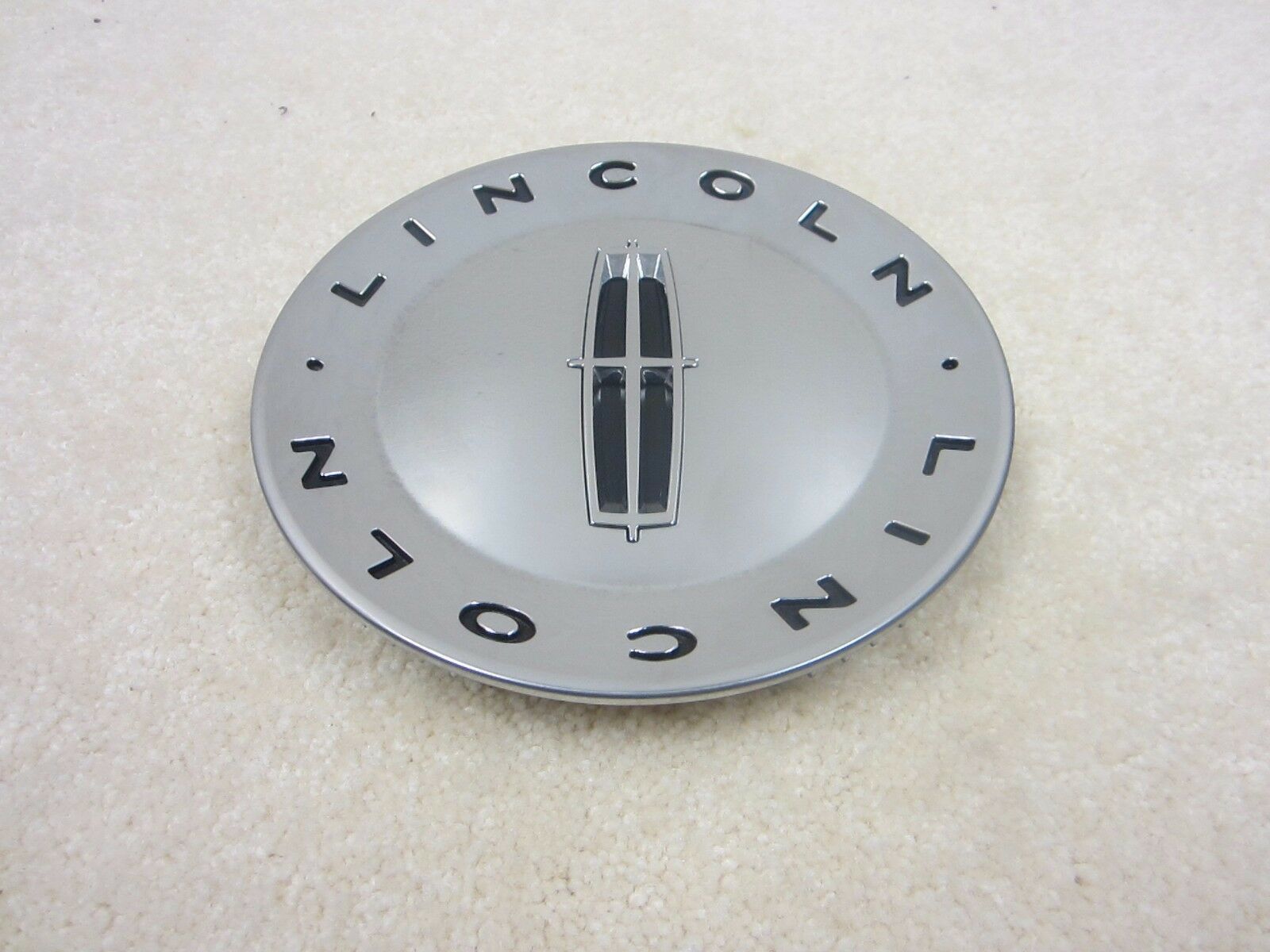 LINCOLN NAVIGATOR 18" / 20" CHROME ALLOY WHEEL CENTER CAP 2L741A096AB