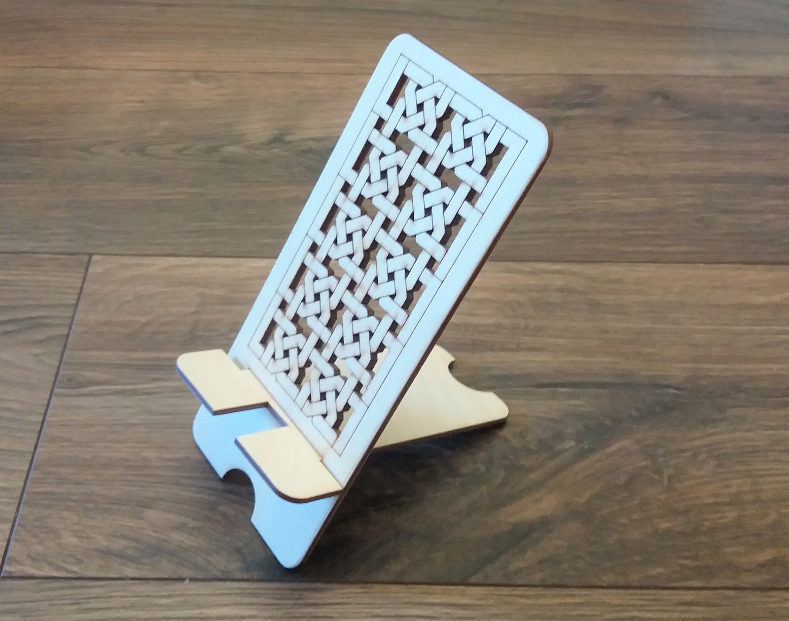 Endless Knot Phone Stand, Wooden Mobile Phone Stand, Hands Free Phone