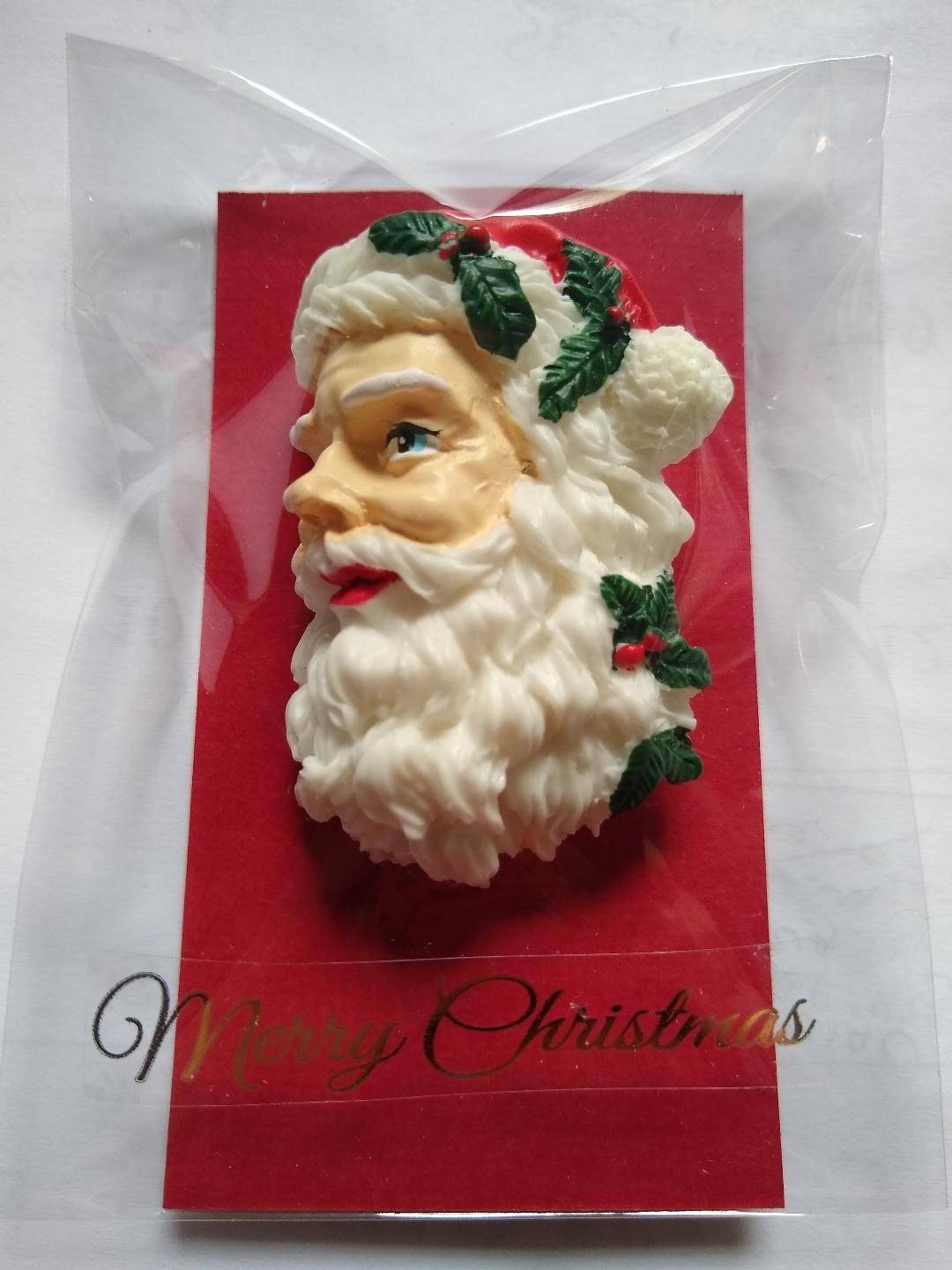 Christmas Old World Santa Claus Head Pin Victorian Style