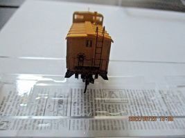 Micro-Trains # 10050570 MEDFORD, TALENT & LAKECREEK 36' Steel Caboose N-Scale image 5