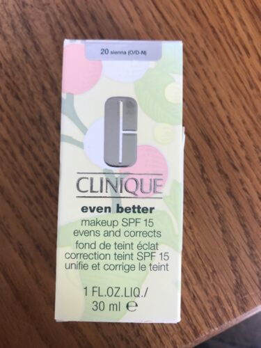 G Clinique Even Better Makeup SPF 15 Evens And Corrects 20 Sienna O/D-N Ship N24