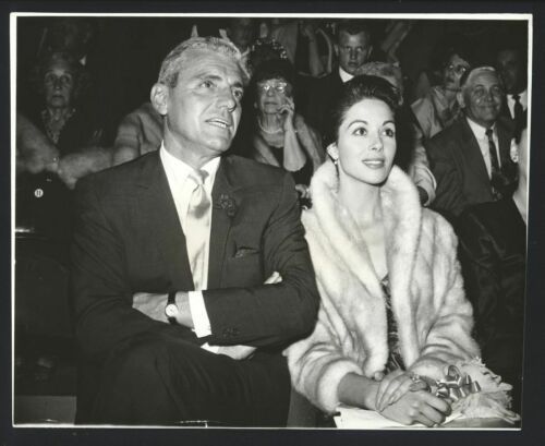 1959 DANA WYNTER & GREG BAUTZER Candid Vintage Original Photo BODY ...